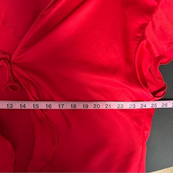 Victoria Secret Robe Cover Up Kimono Satin Red Love Ruffled Front Tie B13 - Picture 7 of 8